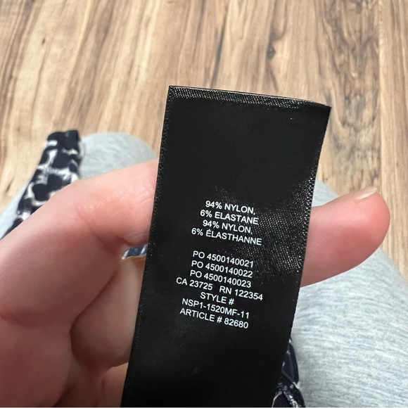 Aritzia Babaton Printed Bodysuit - Picture 3 of 4